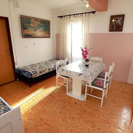 Apartments Irena Trogir Buitenkant foto