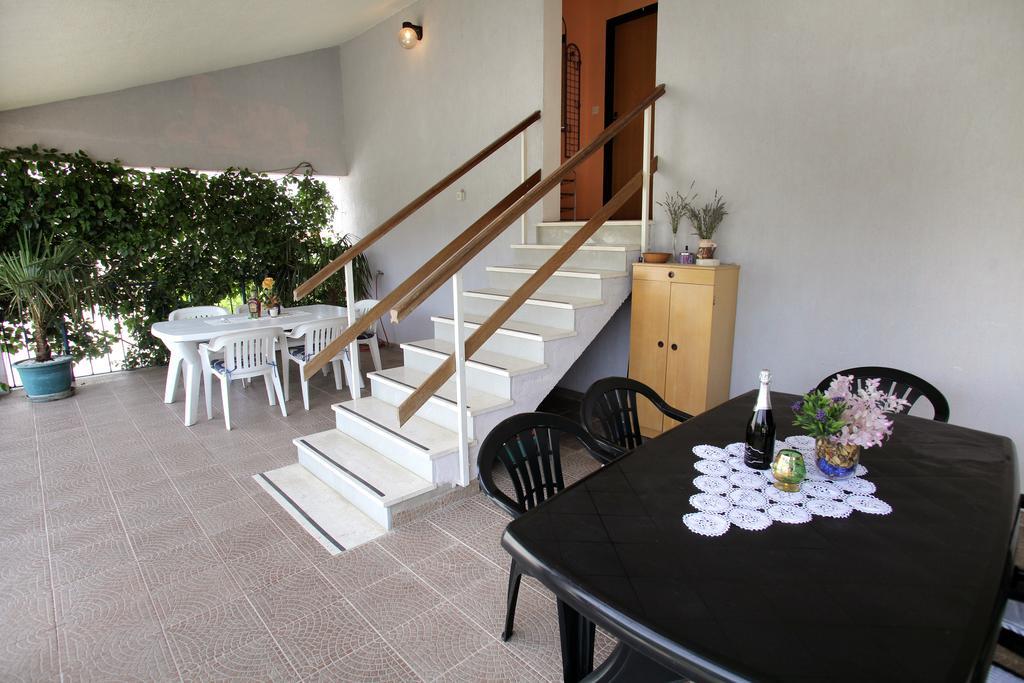 Apartments Irena Trogir Buitenkant foto