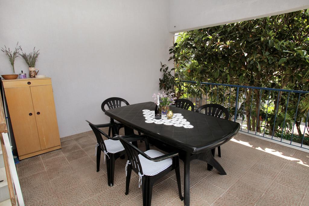 Apartments Irena Trogir Buitenkant foto