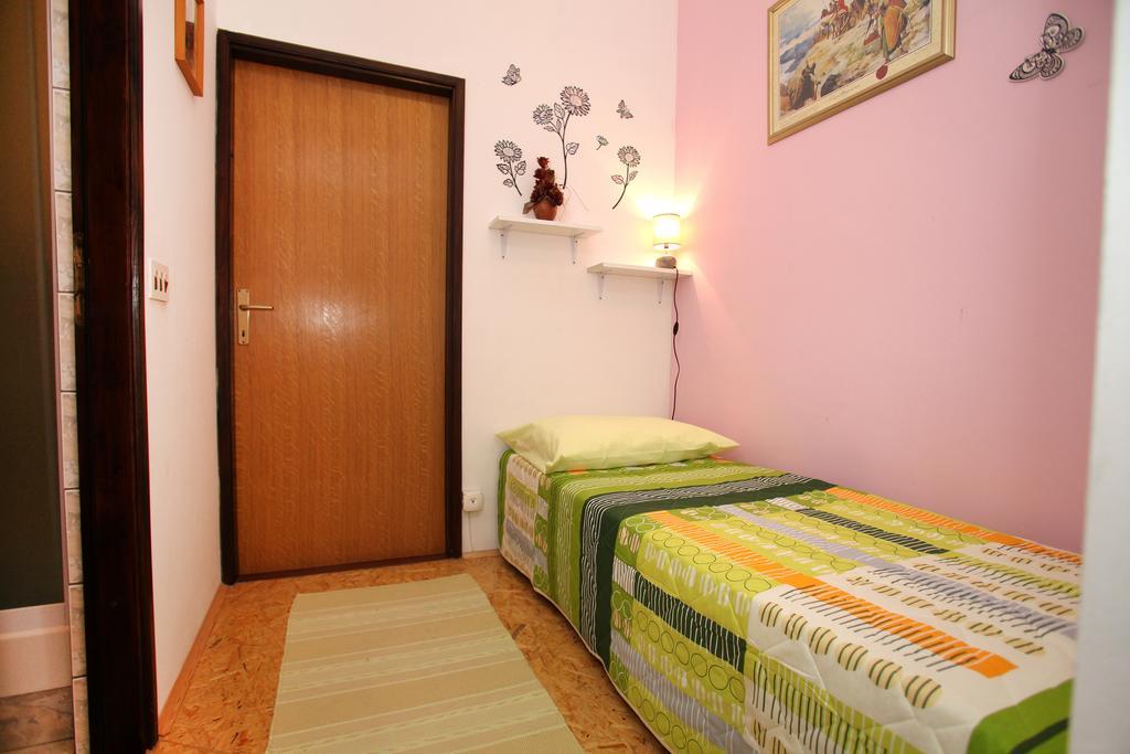 Apartments Irena Trogir Kamer foto