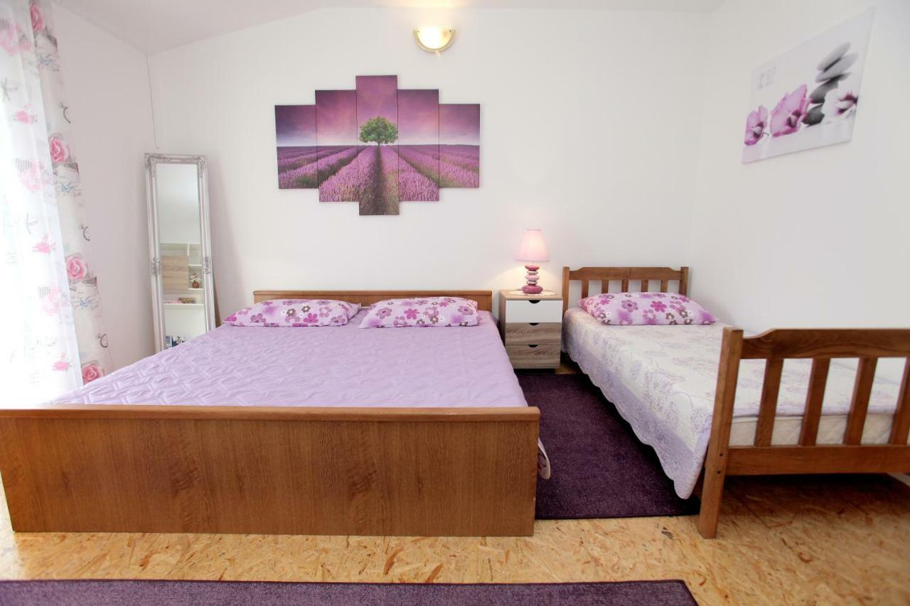 Apartments Irena Trogir Buitenkant foto